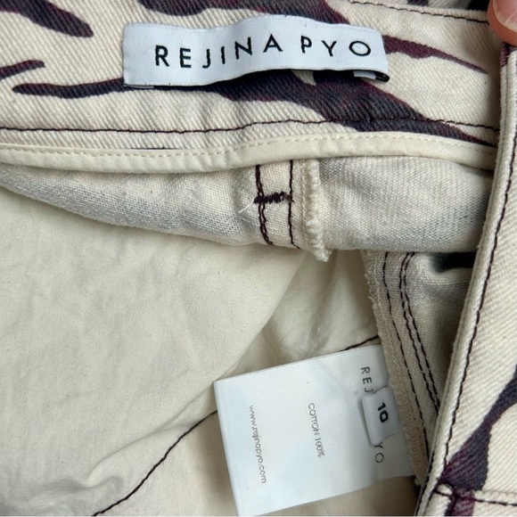 Rejina Pyo Sofia Tiger Print Straight Leg Jeans High Rise UK Size 10 / US Size 6 - Picture 11 of 15